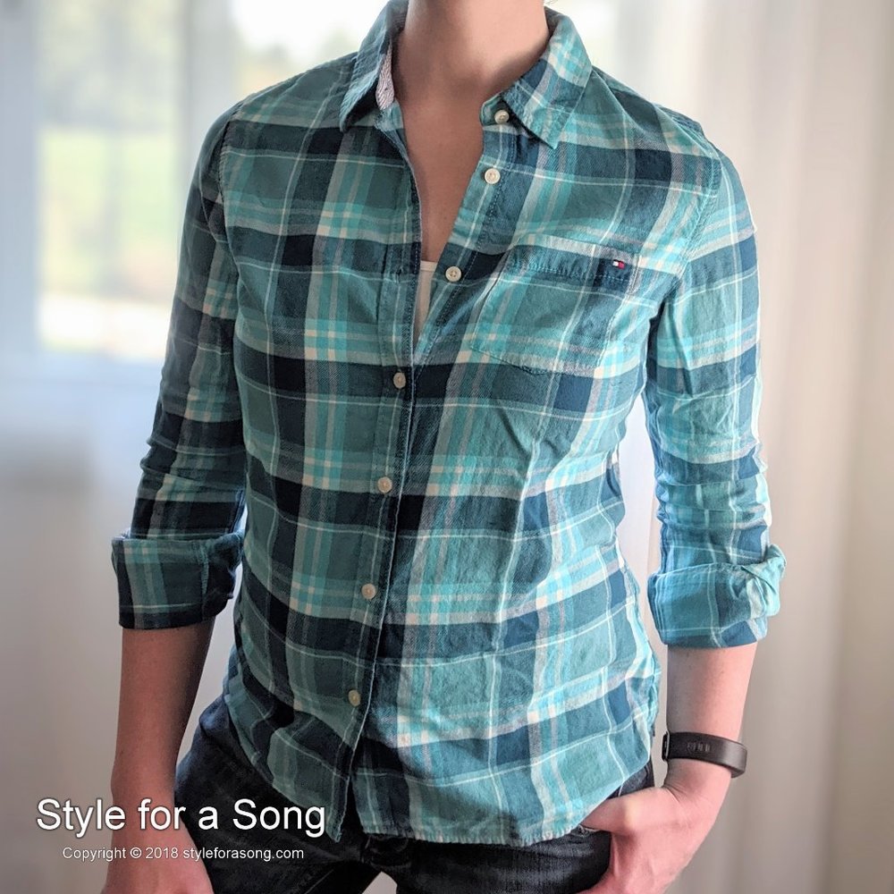 Tommy Hilfiger Blue Plaid Button Down Shirt Size S